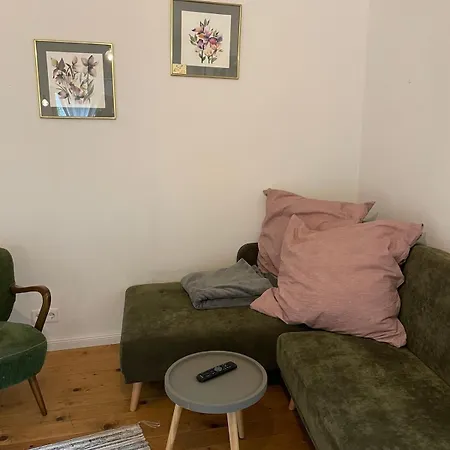 Pretty Half-timbered On Romantic Yard Сasa de vacaciones *